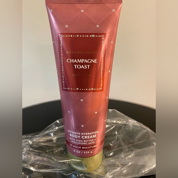 B&BW Champagne Toast Body Cream - Picture 1 of 1